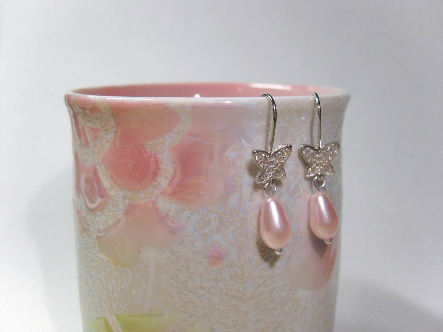Pretty Pink Butterly Pearl Earrings
