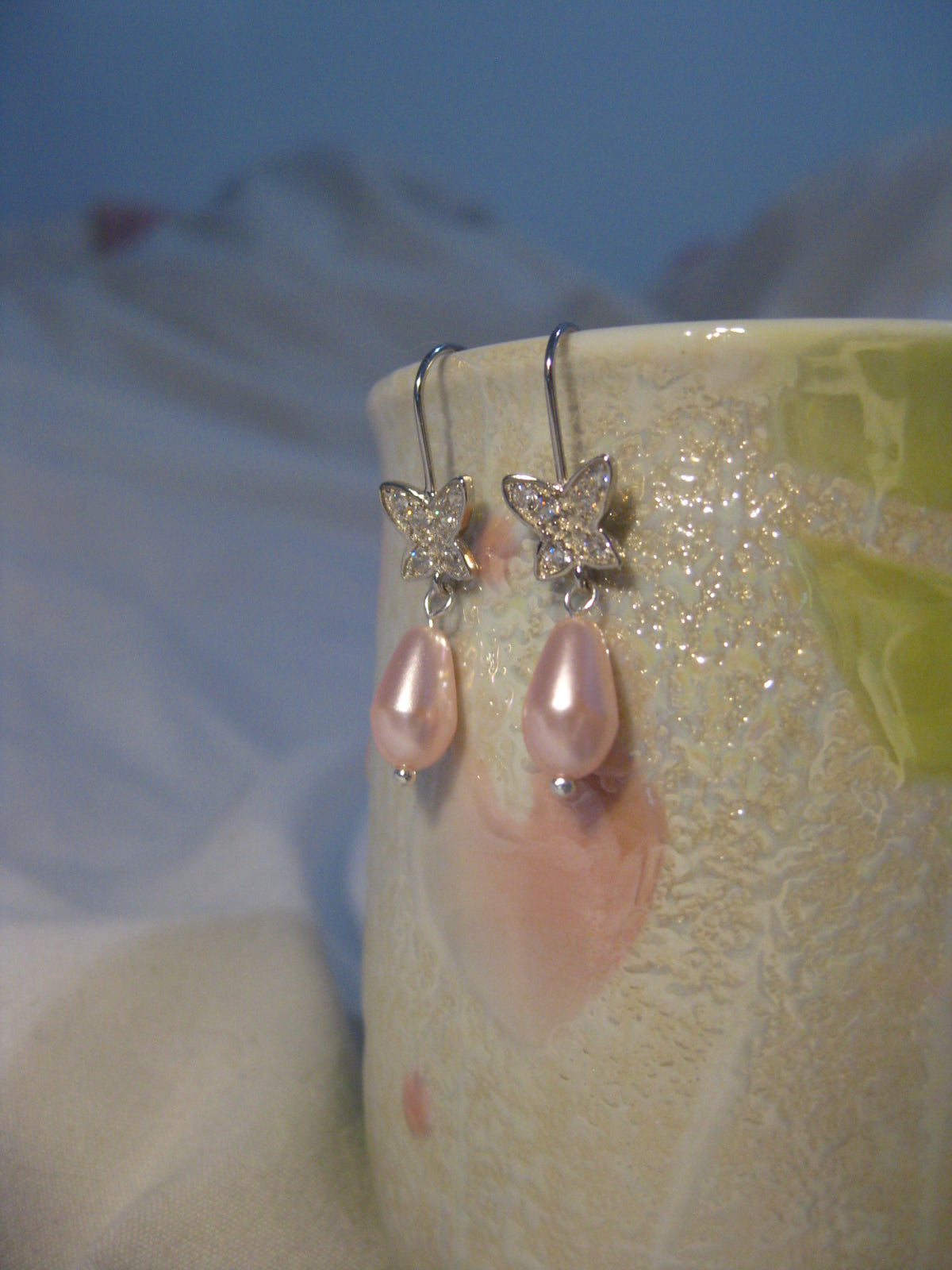 Pretty Pink Butterly Pearl Earrings