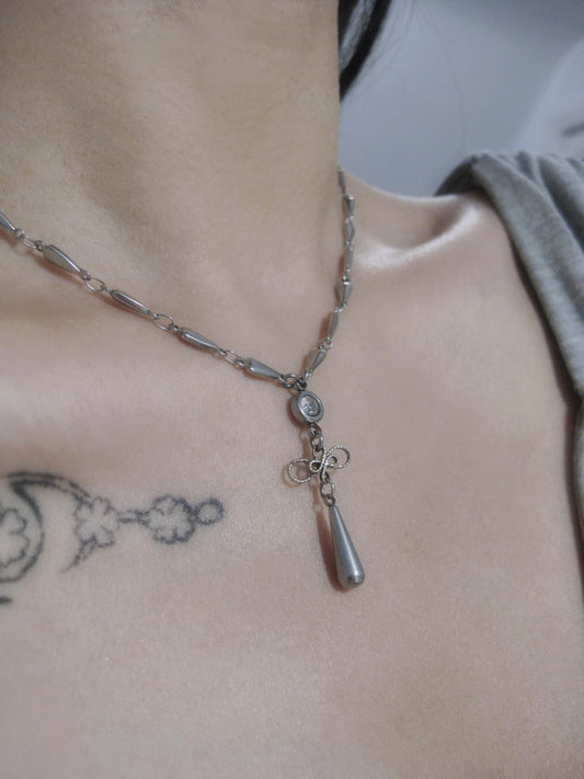 Kaira Necklace